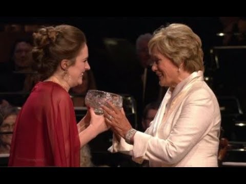 Kiri Te Kanawa | Cardiff Singer 2017 Round THREE Prize Presentation