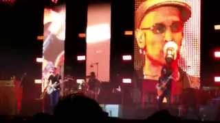 Fito y Fitipaldis - Como pollo sin cabeza (28/12/2014, Madrid, Barclaycard Center)