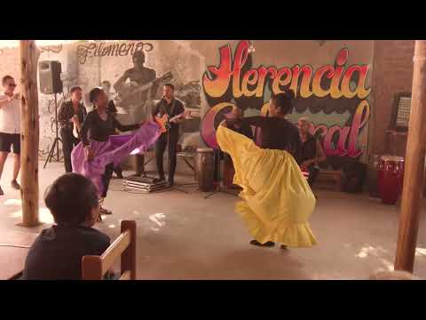 CENTRO CULTURAL AMADOR BALLUMBROSIO