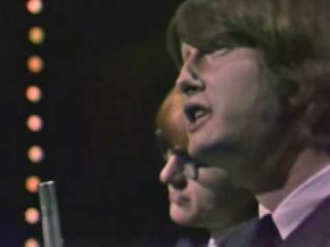 Peter and Gordon - Woman (Hullabaloo - 4/11/66)