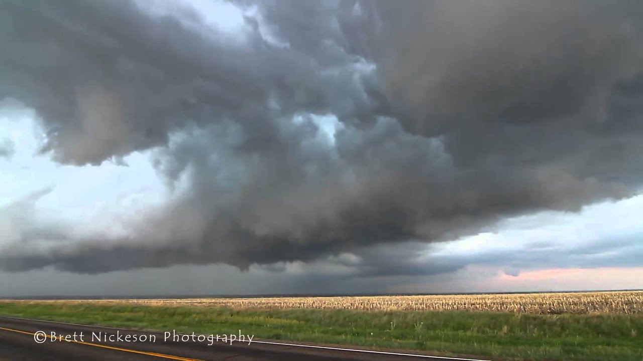 McCook, NE Tornadic Supercell June 19, 2011