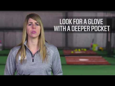 How to Choose a Softball Pitcher's Glove