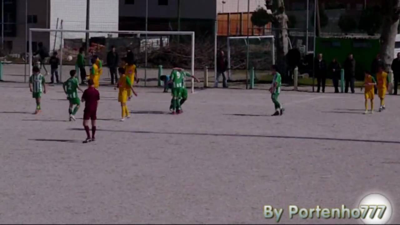 Cruz  3 - Progresso 4 (AF Porto Juniores C 1ª Divisão Série 1 2009/10)