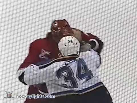 Darren Langdon vs Reed Low