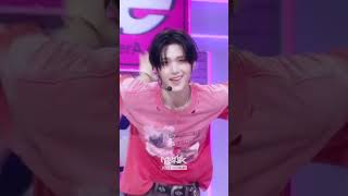 NouerA - .exe #ヌエラ #누에라 #exe #Shorts #MusicBank | KBS WORLD TV