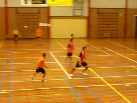 Zaalvoetbal Middenstip-Victoria Boys1