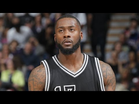 Jonathon Simmons Wins It For The Spurs!