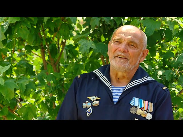 По жизни моряк