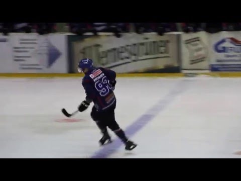 Penalty Marco Pronath (EHV Schönheide vs. Tölzer Löwen am 09.02.2016)