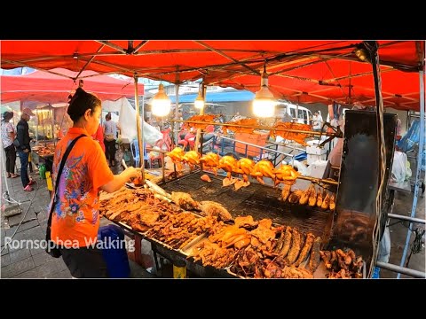 Delicious street food and heavy rain in Phnom Penh I Cambodia Street food