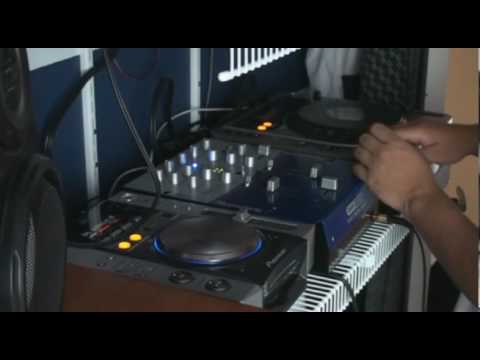 Dj GoldenGomez - House Tenminmix - July 2010