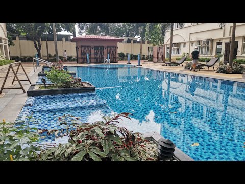 FOR RENT: SUNTRUST PARKVIEW 2 Bedroom fully furnished pool view condo near SM Manila