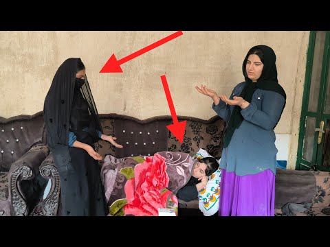 Zainab's examination by the doctor: Masoumeh's concerns are allayed.