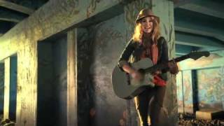 Beverly Hills Chihuahua 2: Bridgit Mendler&#39;s &quot;This is my Paradise&quot; Music Video