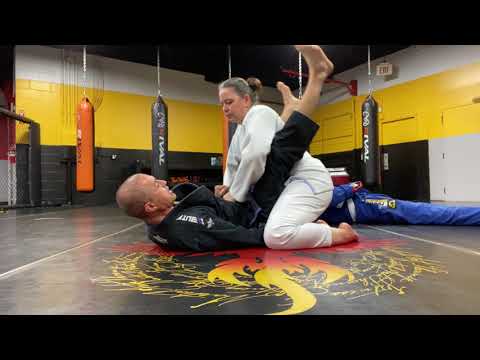 Pendulum Sweep for BJJ