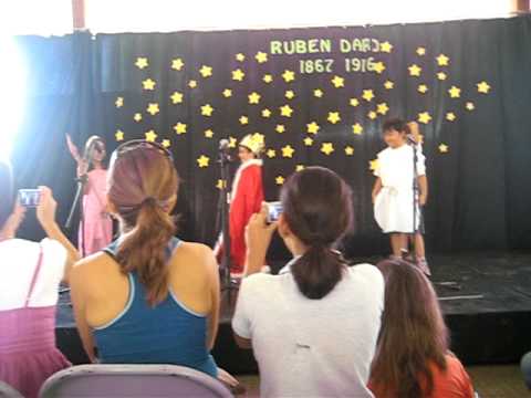 Alexander representando al Rey en Margarita de Ruben Dario