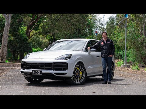 Porsche Cayenne Turbo (2019) Friday Drive
