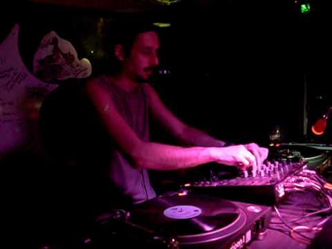 Flo O @ Flash Bar 1 04 07 2009