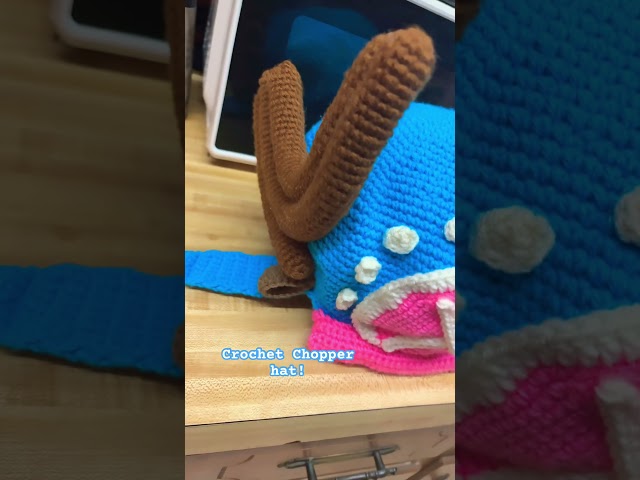 Vídeo relacionado con Yunlaishaocer Sombrero de Anime, Chopper Sombrero, Gorro de Cosplay, Gorro de Peluche para Fiestas de Cumpleaños, Gorro de Peluche Lindo para Adultos y Niños (B)