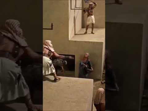 Yoshebel is caught between the stones - _The Ten Commandments_#viral #movie #shortsfeed #history