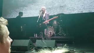 Wolf Alice , Visions of a life , live , Q Music Awards , Camden Roundhouse , 17 /10 / 2018 .