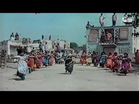 long lishkay ni tera long lishkay (Insaaf ) Movie .