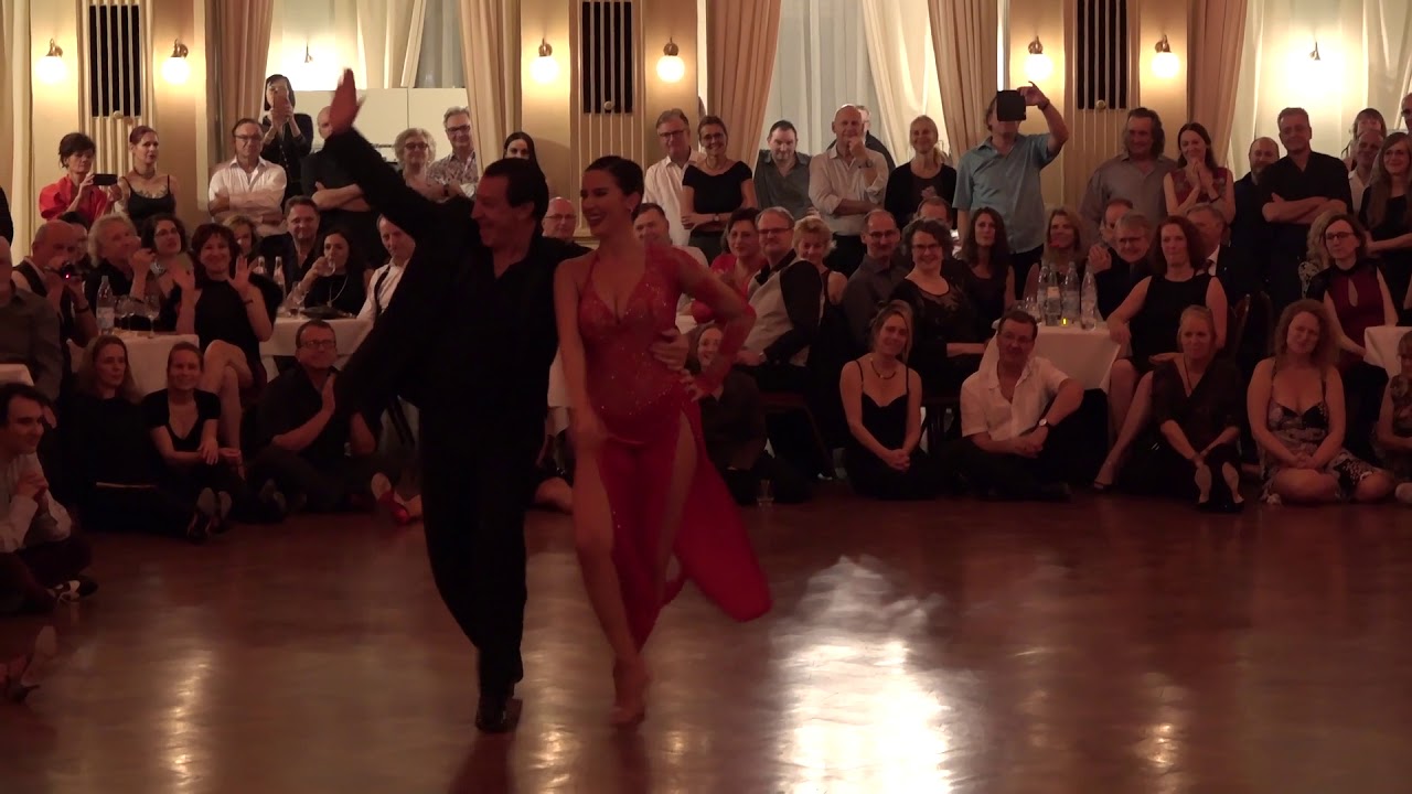 Daiana Gúspero & Miguel Ángel Zotto - Hound dog