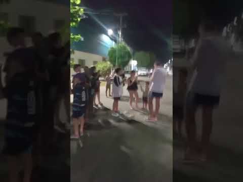 Protesta de vecinos de Plottier por reiterados cortes de luz en verano