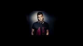 Everybody Wants to Rule the World Music Video