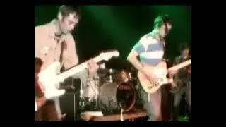 Babyshambles play &quot;Loyalty Song&quot; and &quot;Belle et la Bête” live in Copenhagen