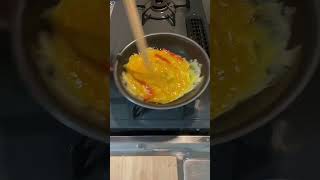 【ふわトロ天津飯】一人暮らしでも簡単＆満足感      作り方はコメント欄へ👉#一人暮らしごはん＃簡単レシピ＃男飯＃節約ごはん＃カニカマレシぎ