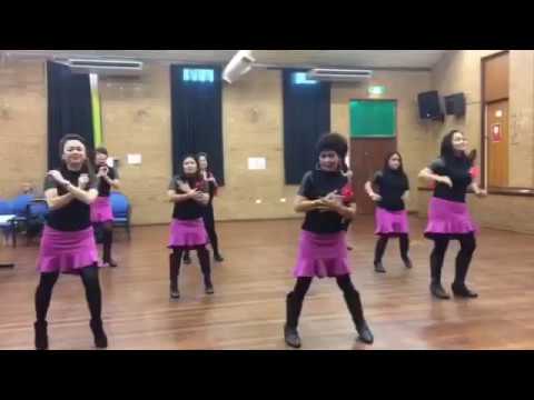 Kawanua Perth Performance Line Dance - Bajo La luna