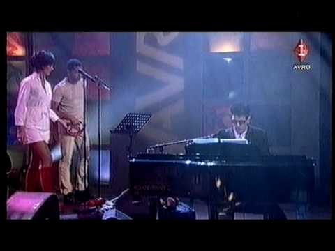 Herman Brood:"Saturday night-Never be clever-Rock & Roll junkie."(live 1999 TV)