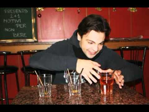 Questo se il marito beve lalcolismo Se il milkwoman che bere per il marito