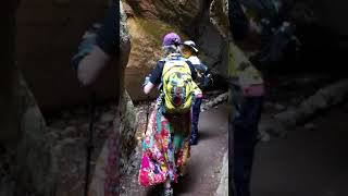preview picture of video 'Pinnacles National Park-Bear Gulch Cave'