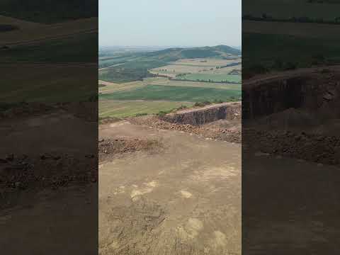 Veľký vrch 272 mnm,  neprehliadnuteľný  zemplínsky kopec (Brehov)