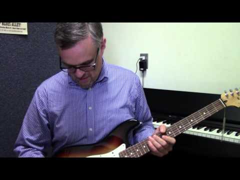 John Linn explores the Fender G-5 Stratocaster by Roland