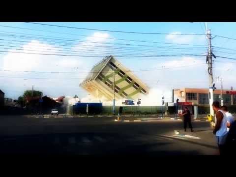 Demolare pan group craiova detonare cu dinamita