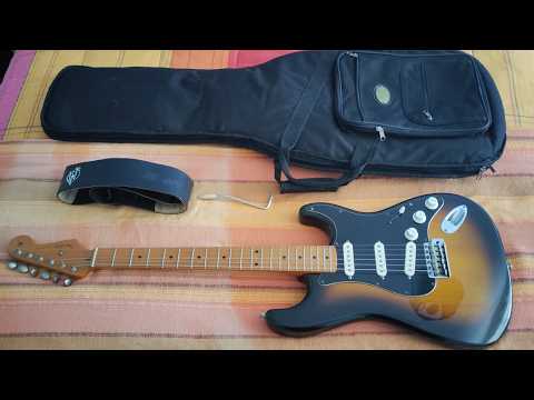 2006 Fender Classic Series '50s Stratocaster 2-Color Sunburst w/GIGBAG image 26