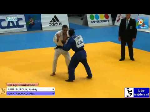 Andriy Burdun (UKR) - Alex Amoako (GHA) [-66kg]
