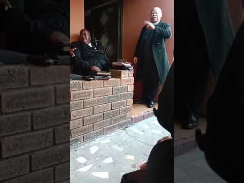 Rev Hlokomfana - Ndaba ngabheka bheka