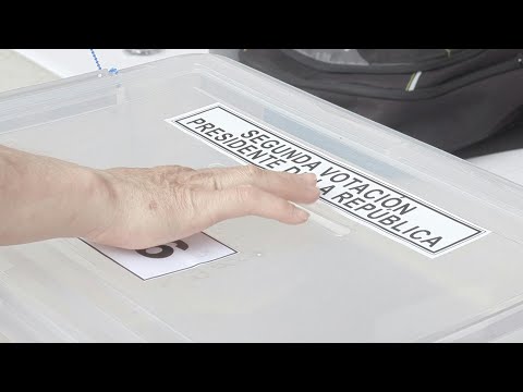 Video | Chile picks new president with far right candidate the front-runner | AFP