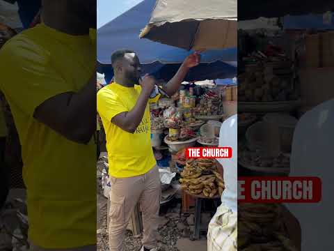 SK Frimpong visit the Market Women #Worship #skfrimpongworship #thechurch