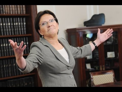 Kopacz kręci dupą.