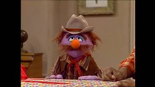 Classic Sesame Street - Forgetful Jones Gives A Gift For Miles Part 1