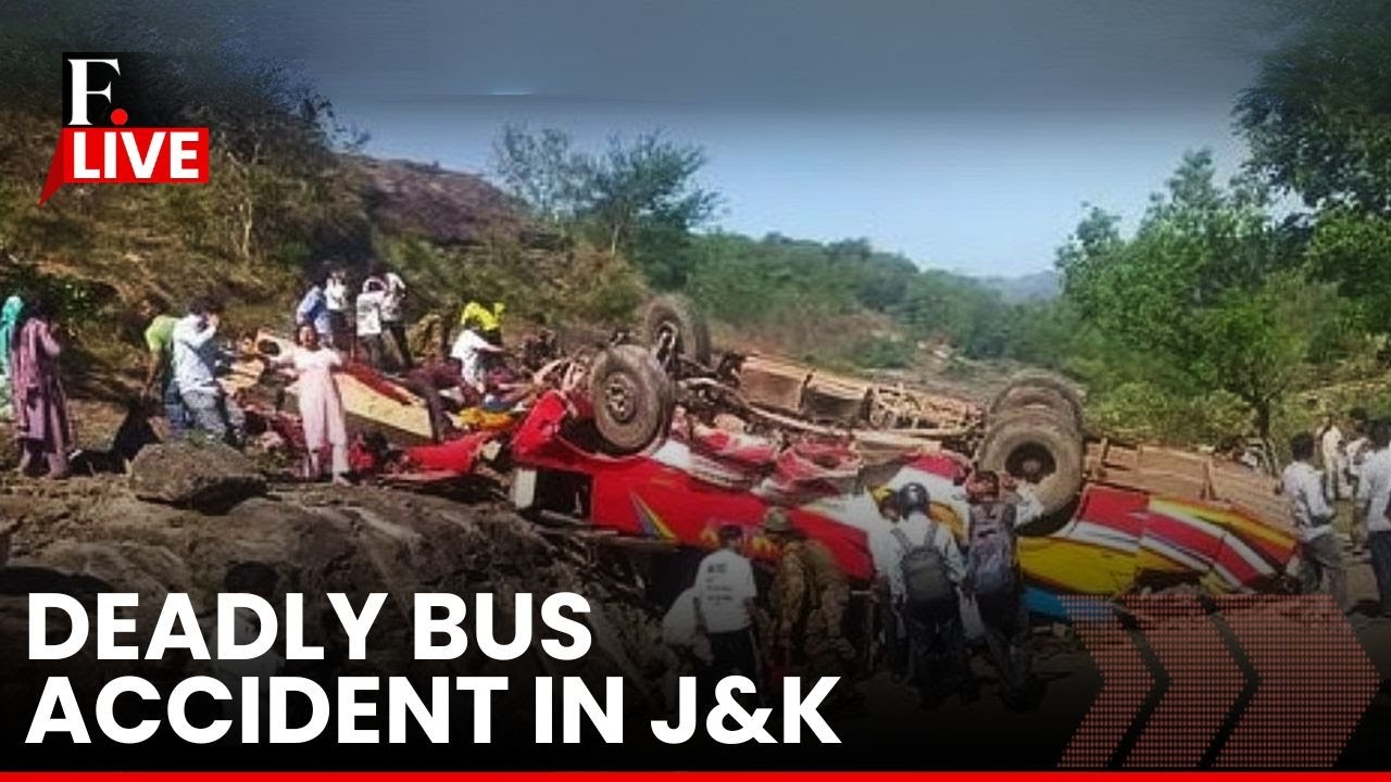 Jammu & Kashmir Bus Accident LIVE: At Least 15 Dead After Bus Falls Into Gorge in Udhampur | N18G