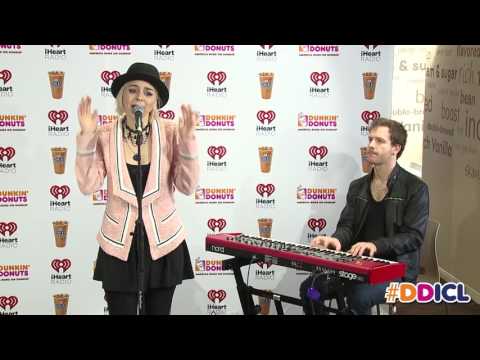 Colette Carr - Play House