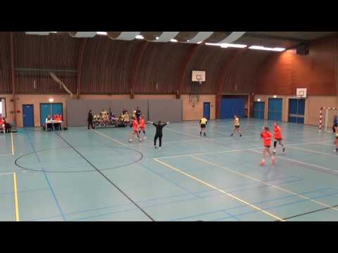 Handbal Combinatie '64 A1 thuis tegen AES Arnhem A1. 2e helft.