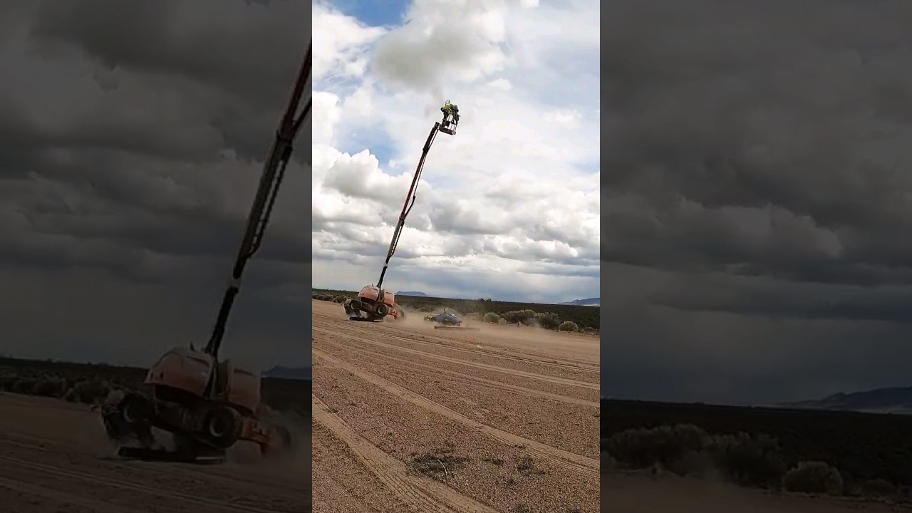Stability test.✅️ #equipment #fail #constructionmachines #automobile #constructionequipment