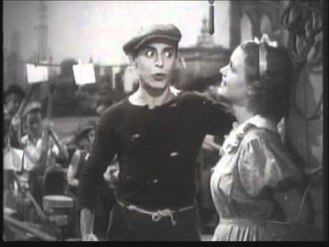 EDDIE CANTOR sings 'When my ship comes in'.